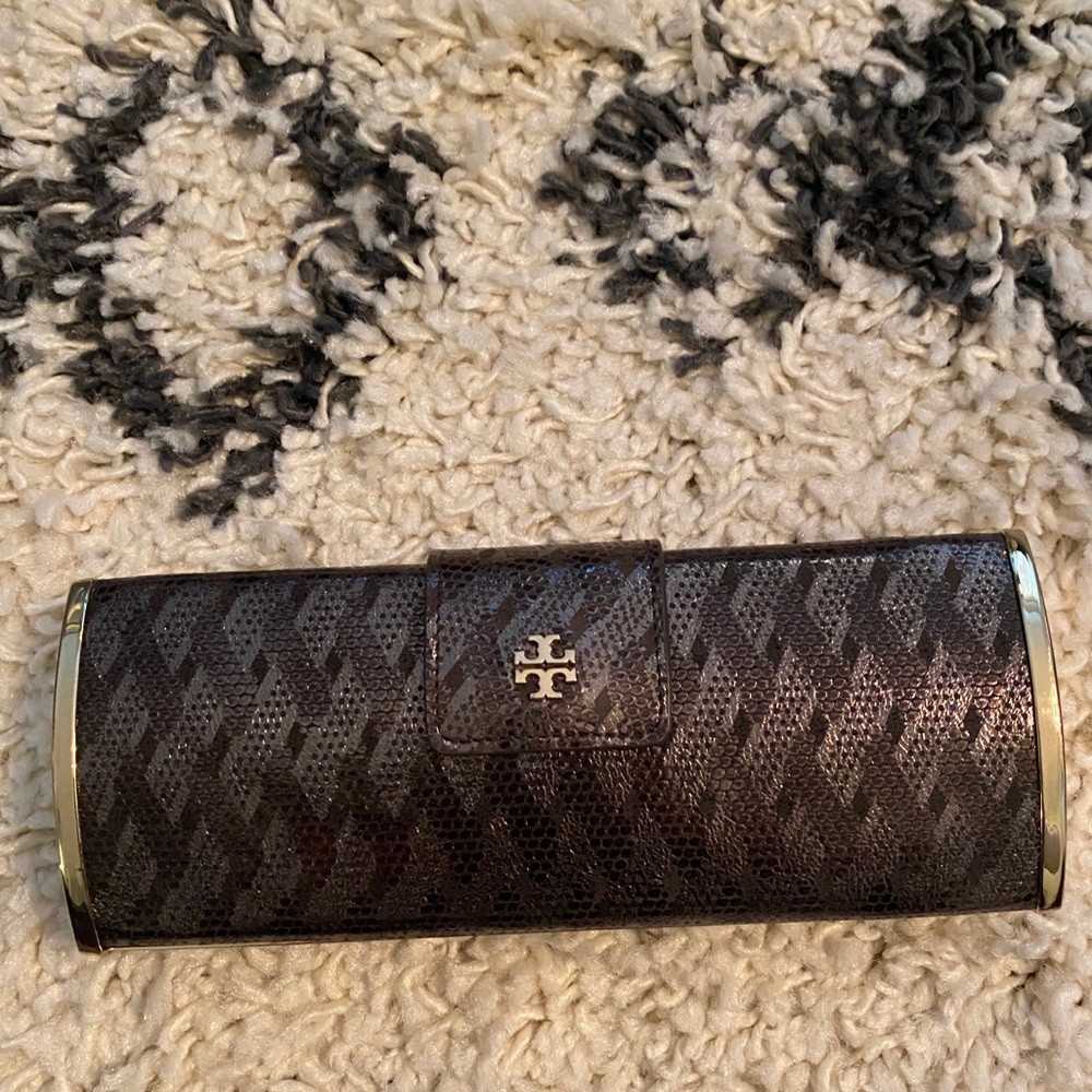 Tory Burch trendy clutch